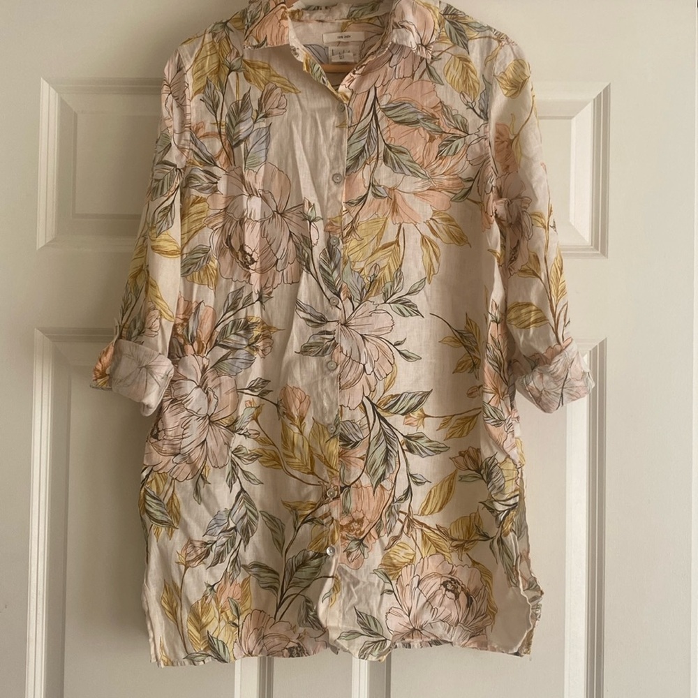 Nicole Miller 100% Linen Floral Print Button Down Blouse